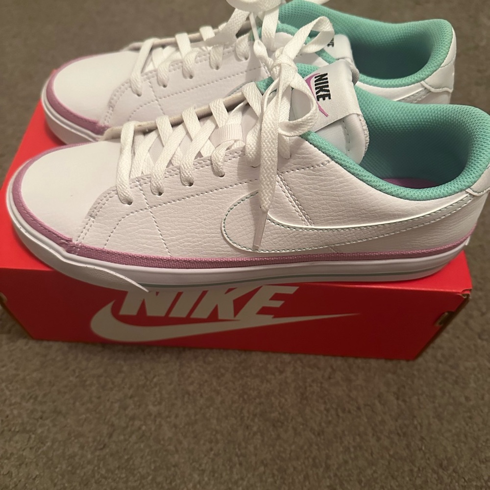 Nike Women's White and Teal Sneakers